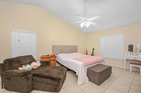 414 SW Lakehurst Drive Port St Lucie FL 34983