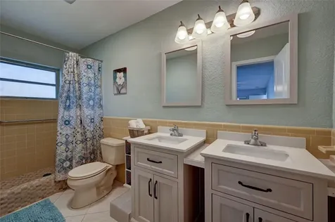 9807 NW 67th Court Tamarac FL 33321