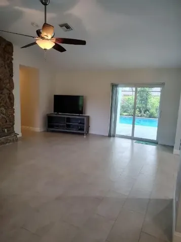 4811 Dorchester Mews Haverhill FL 33415