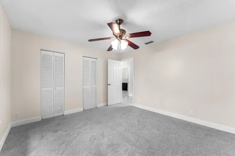 4811 Dorchester Mews Haverhill FL 33415