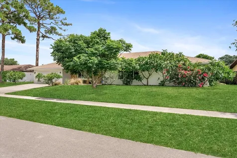 4811 Dorchester Mews Haverhill FL 33415