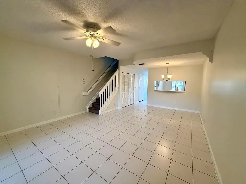 9914 NW 56th Place Coral Springs FL 33076