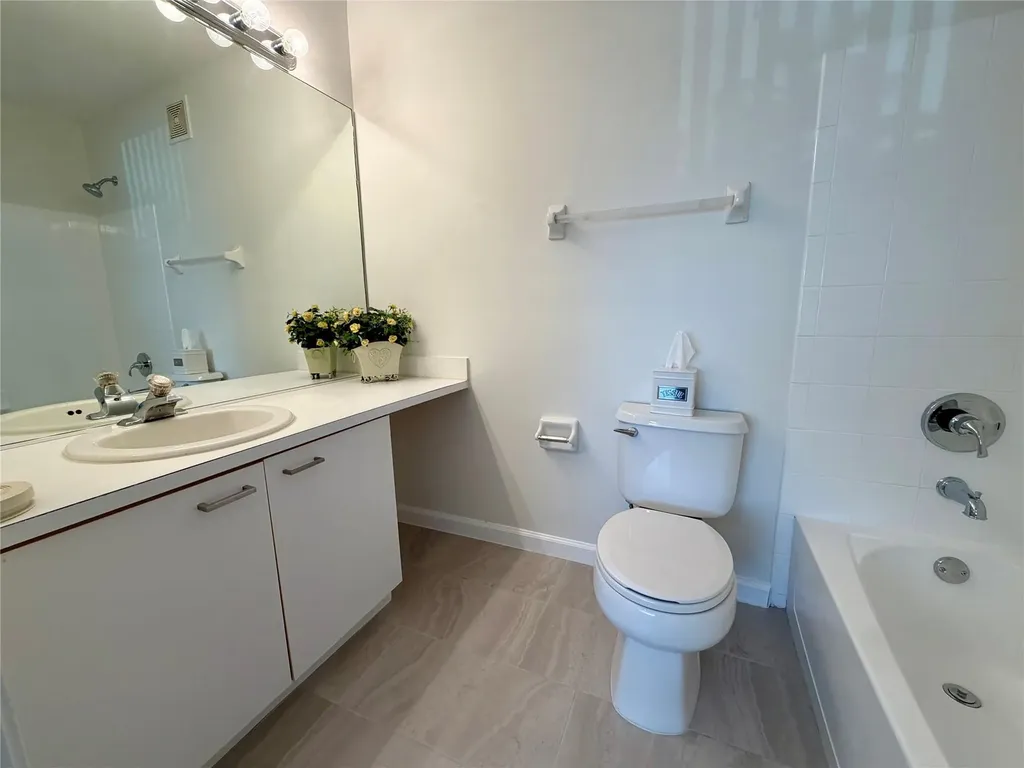 9914 NW 56th Place Coral Springs FL 33076