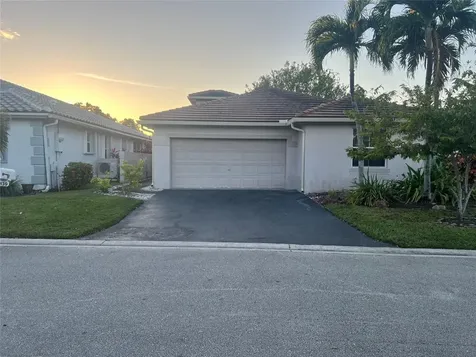 139 NW 72nd Avenue Plantation FL 33317