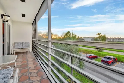 33 Fanshaw A Boca Raton FL 33434