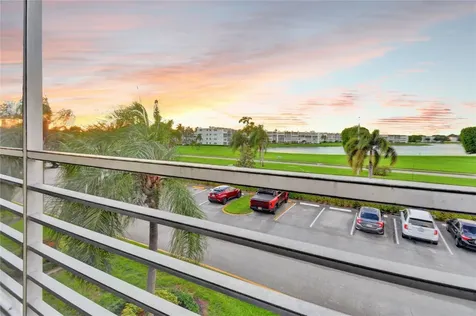 33 Fanshaw A Boca Raton FL 33434