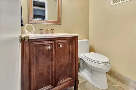 33 Fanshaw A Boca Raton FL 33434