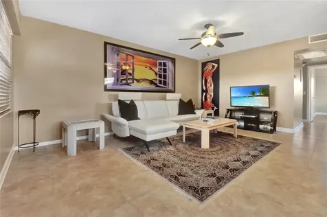 33 Fanshaw A Boca Raton FL 33434