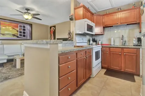 33 Fanshaw A Boca Raton FL 33434