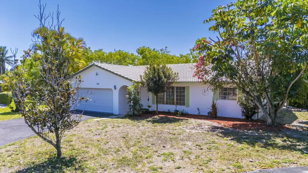 4250 NW 107th Avenue Coral Springs FL 33065