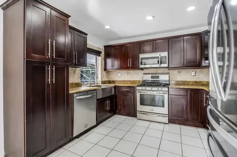 4250 NW 107th Avenue Coral Springs FL 33065