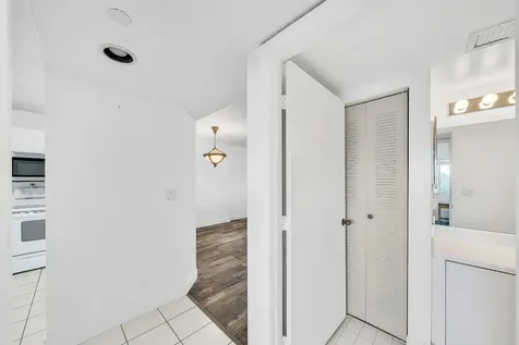 9580 Weldon Circle Tamarac FL 33321