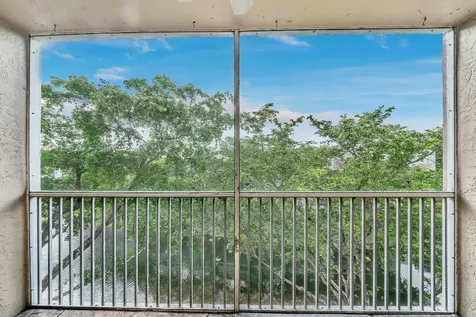 9580 Weldon Circle Tamarac FL 33321