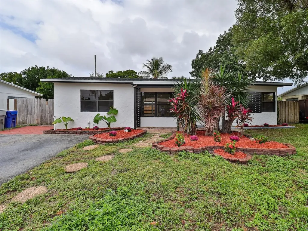 2820 NE 9th Terrace Pompano Beach FL 33064
