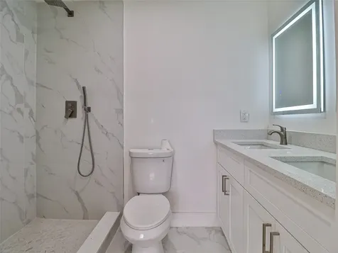 2820 NE 9th Terrace Pompano Beach FL 33064