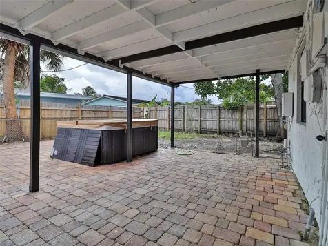 2820 NE 9th Terrace Pompano Beach FL 33064