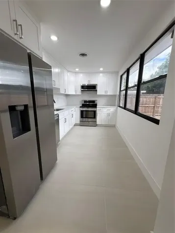 2820 NE 9th Terrace Pompano Beach FL 33064
