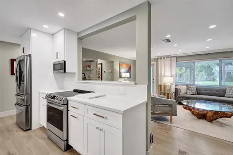1701 NE 27th Drive Wilton Manors FL 33334