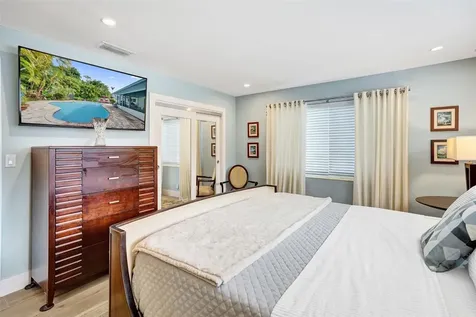 1701 NE 27th Drive Wilton Manors FL 33334