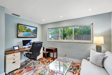 1701 NE 27th Drive Wilton Manors FL 33334