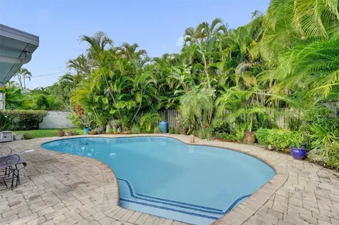 1701 NE 27th Drive Wilton Manors FL 33334