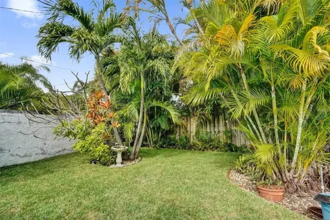 1701 NE 27th Drive Wilton Manors FL 33334