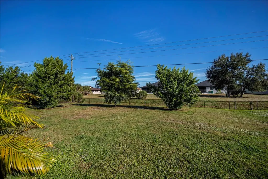 105 Hardee Way Rotonda West FL 33947