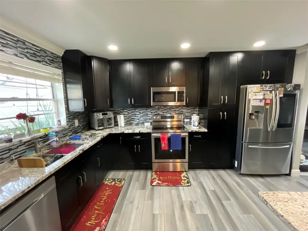 9020 Pine Springs Drive Boca Raton FL 33428