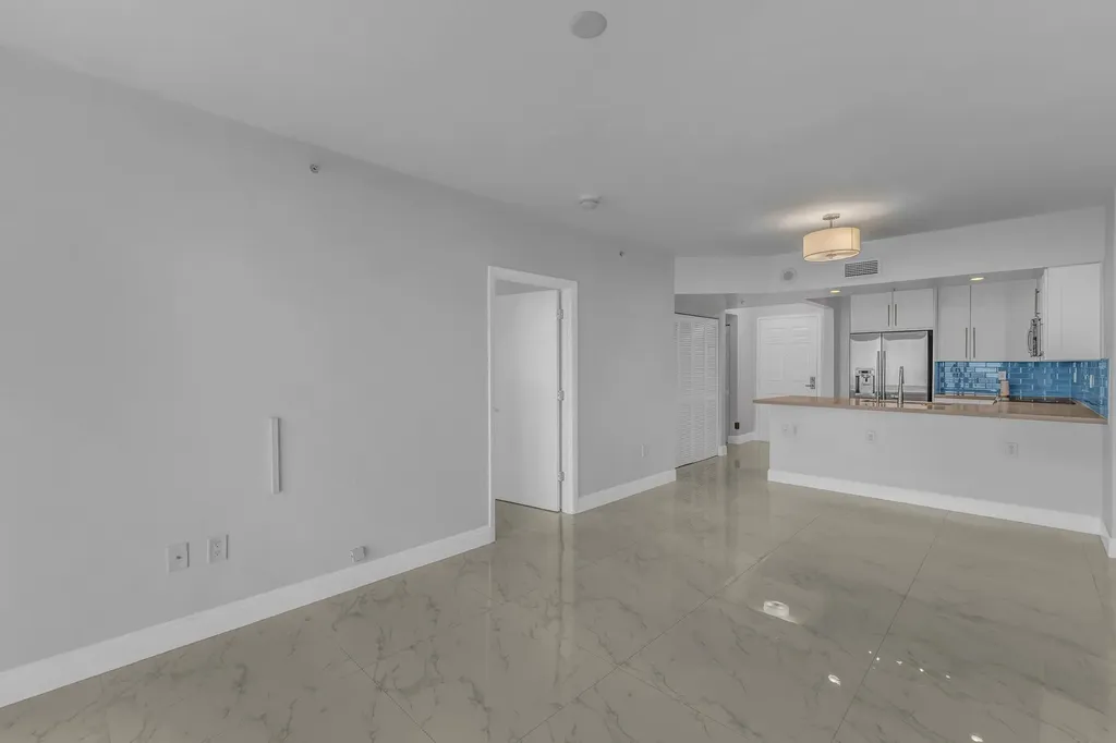 3020 NE 32nd Avenue Fort Lauderdale FL 33308