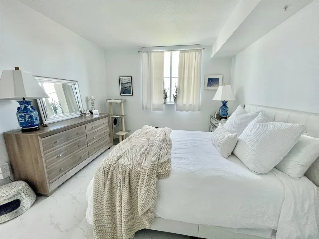 3020 NE 32nd Avenue Fort Lauderdale FL 33308
