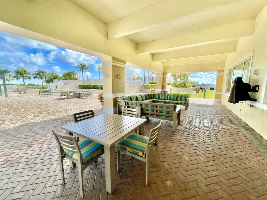 3020 NE 32nd Avenue Fort Lauderdale FL 33308