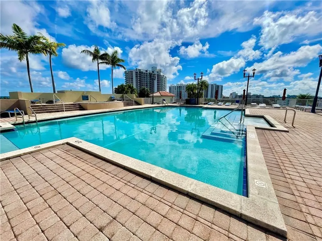 3020 NE 32nd Avenue Fort Lauderdale FL 33308