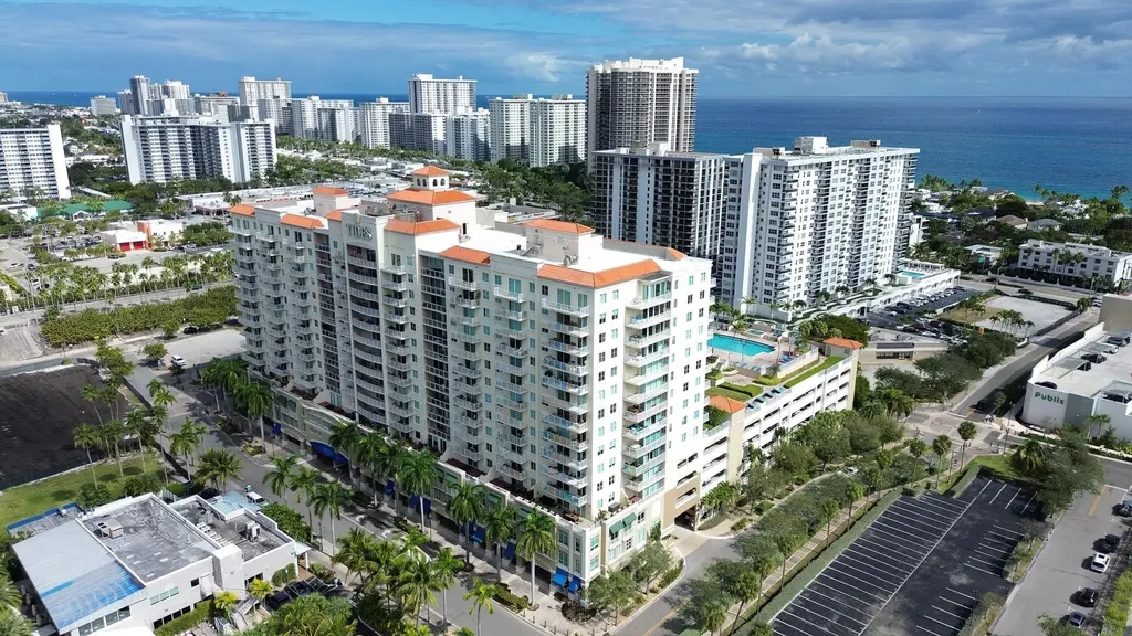 3020 NE 32nd Avenue Fort Lauderdale FL 33308