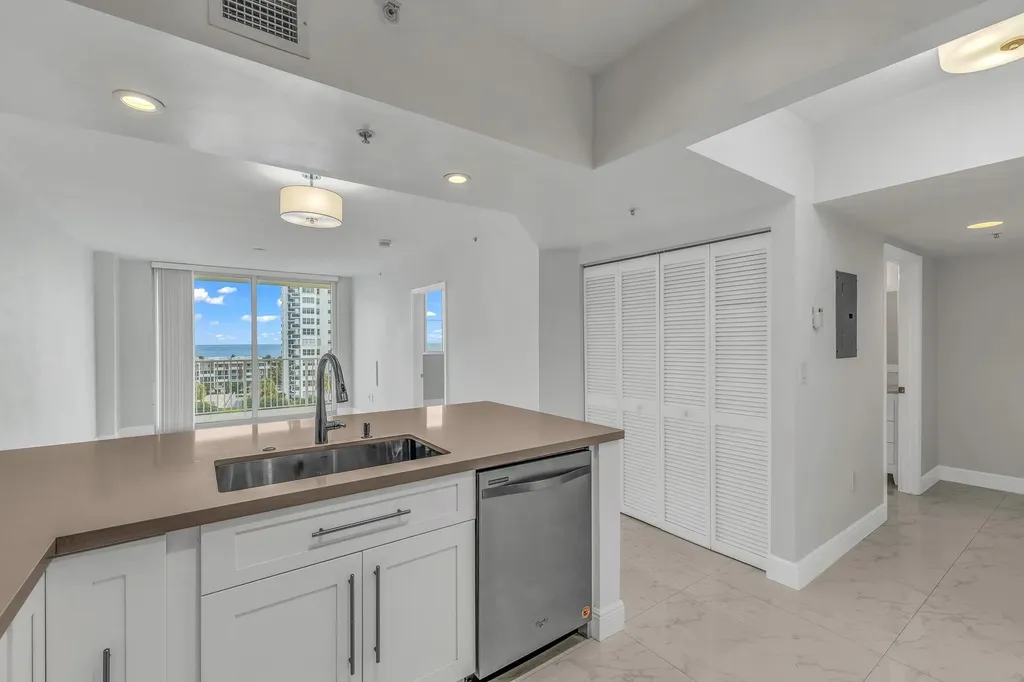 3020 NE 32nd Avenue Fort Lauderdale FL 33308