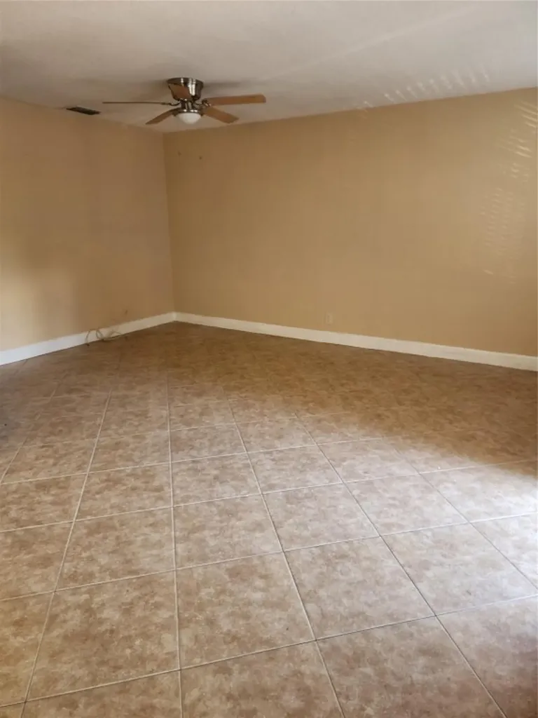 4150 Woodside Drive Coral Springs FL 33065