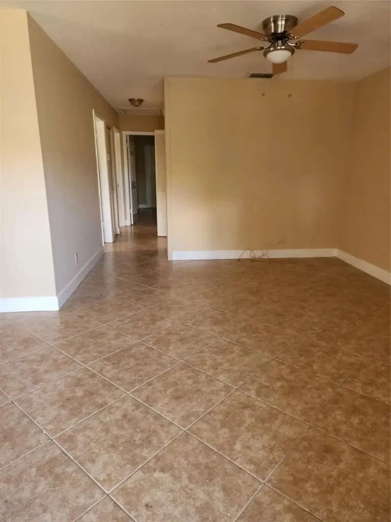 4150 Woodside Drive Coral Springs FL 33065