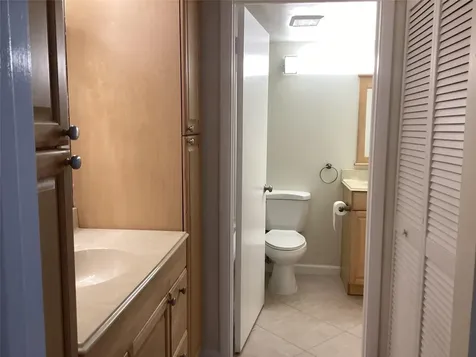 5927 La Pinata Boulevard Greenacres FL 33463