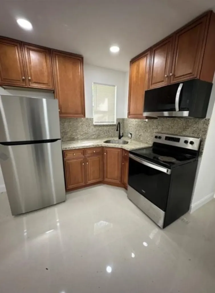 2312 Cleveland Street Hollywood FL 33020