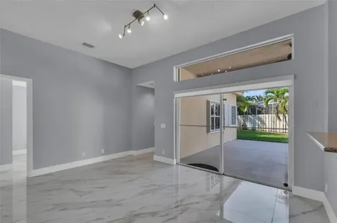 716 Juniper Lane Weston FL 33327