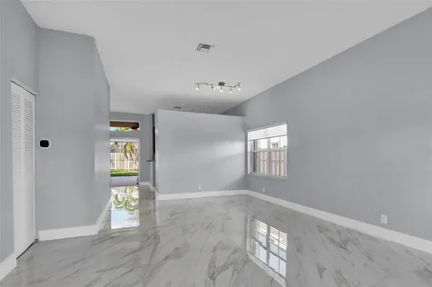 716 Juniper Lane Weston FL 33327