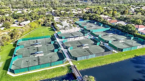 7524 N Blue Spring Drive Parkland FL 33067
