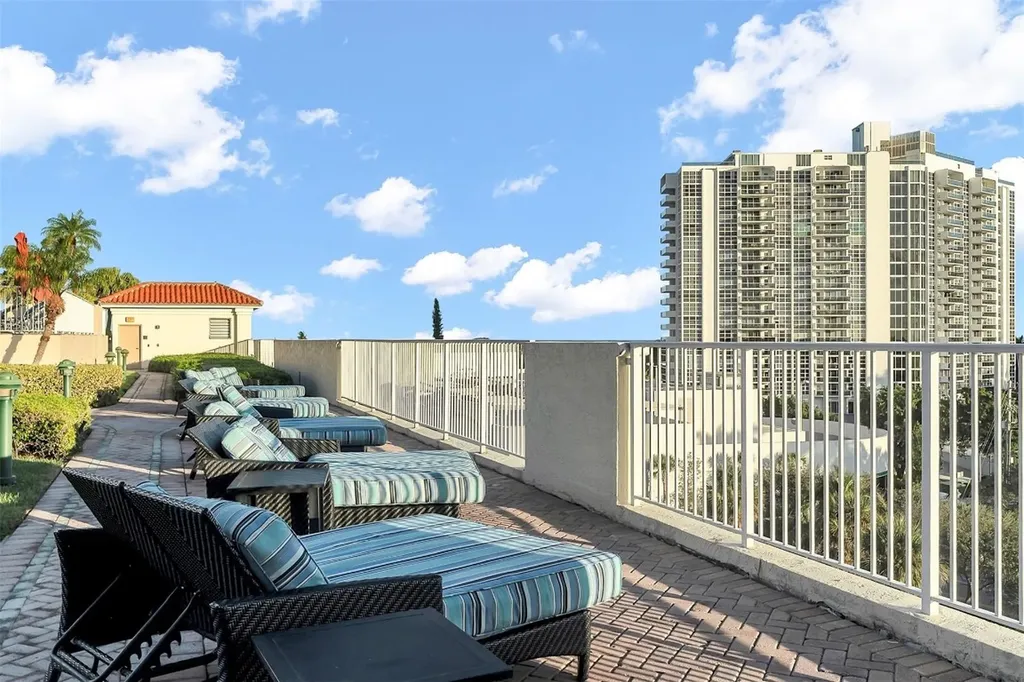 3020 NE 32nd Avenue Fort Lauderdale FL 33308
