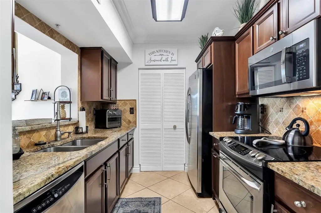 3020 NE 32nd Avenue Fort Lauderdale FL 33308