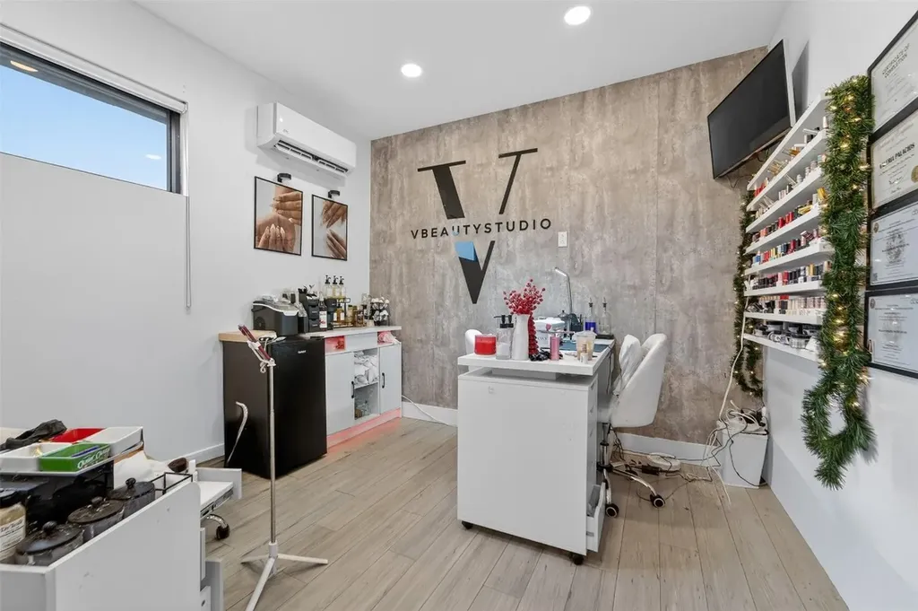 3482 S Congress Avenue Palm Springs FL 33461
