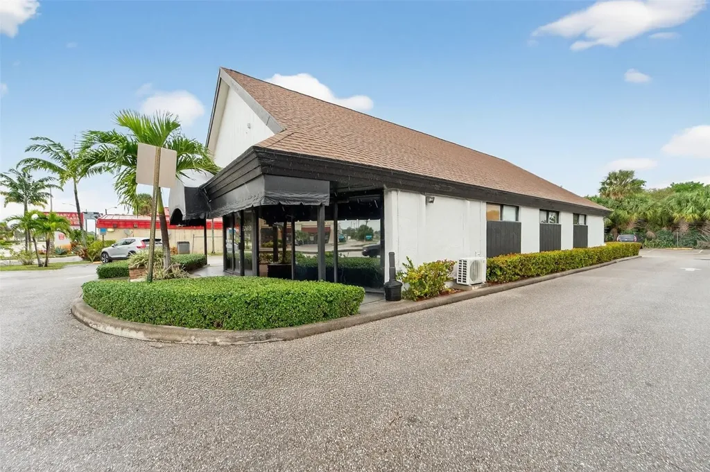 3482 S Congress Avenue Palm Springs FL 33461