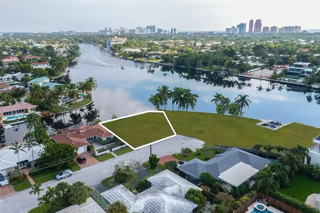 2231 NE 15th Court Fort Lauderdale FL 33304