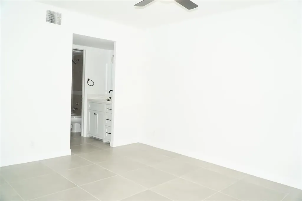11574 NW 44th Street Coral Springs FL 33065