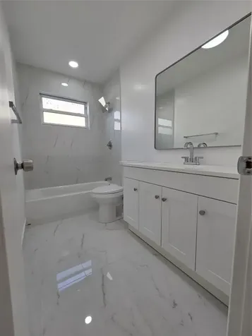 8571 NW 16th Street Pembroke Pines FL 33024
