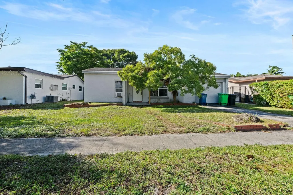 4351 NW 115th Terrace Sunrise FL 33323