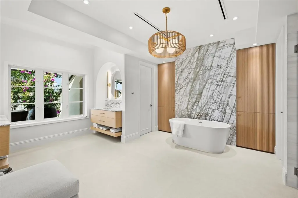 1313 E Lake Drive Fort Lauderdale FL 33316